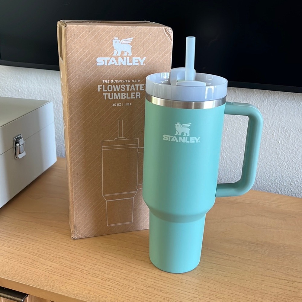 Stanley 40oz travel tumbler